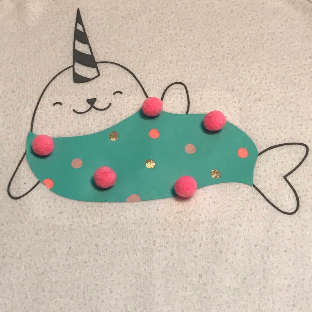 Cat & Jack White LS Graphic Blouse 
4 / 5 XS Extra Small 
Seal with Pink Tassels - Picture 12 of 15